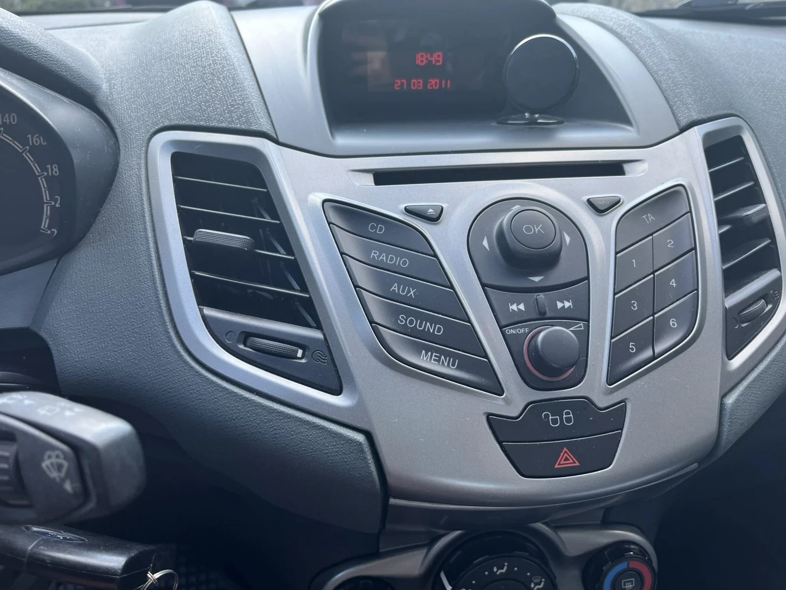Ford Fiesta, снимка 11 - Автомобили и джипове - 55677827