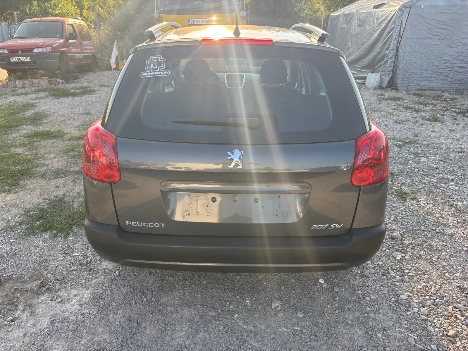 Peugeot 207 1.6HDI, снимка 8 - Автомобили и джипове - 55786752