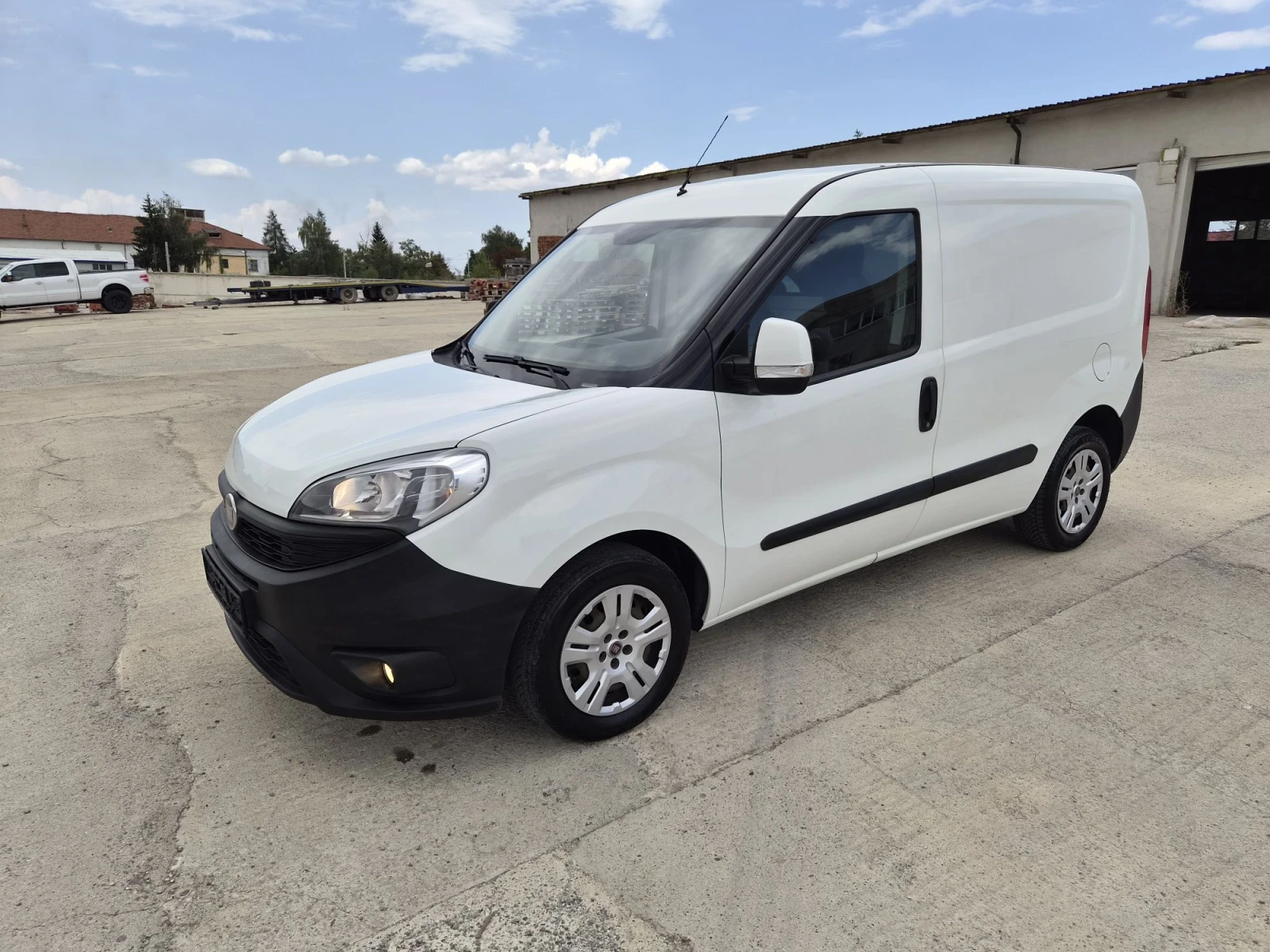 Fiat Doblo 1.3 multijet, снимка 3 - Автомобили и джипове - 55888344