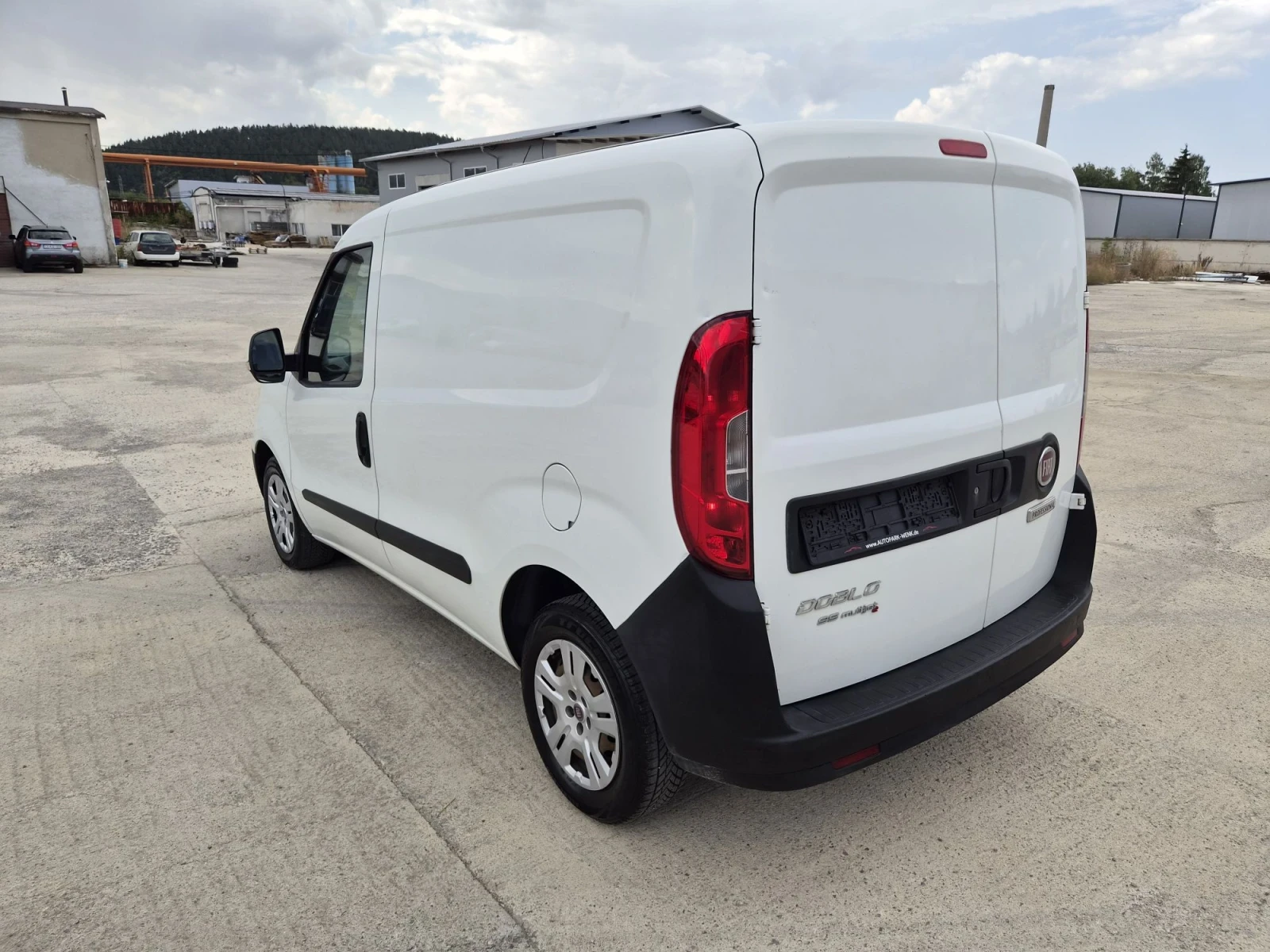 Fiat Doblo 1.3 multijet, снимка 5 - Автомобили и джипове - 55888344