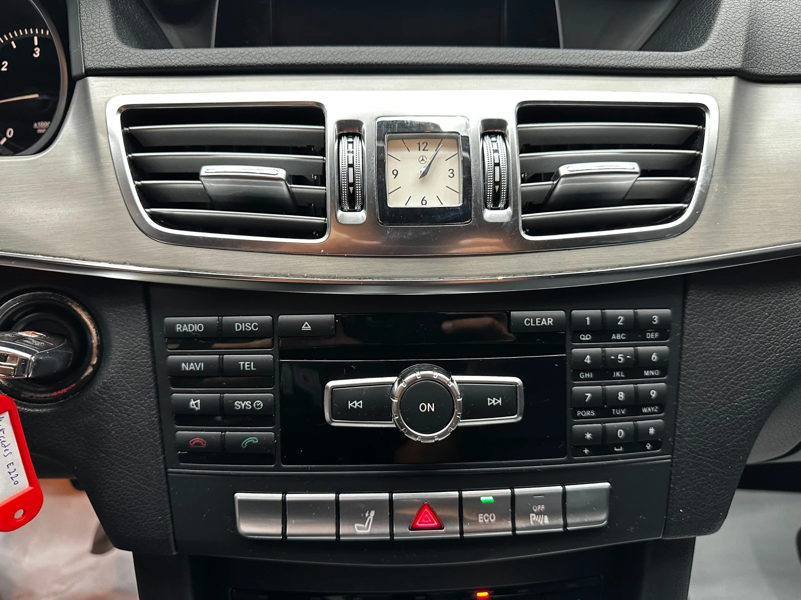 Mercedes-Benz E 220 2.2d 170 к.с., снимка 13 - Автомобили и джипове - 55951096