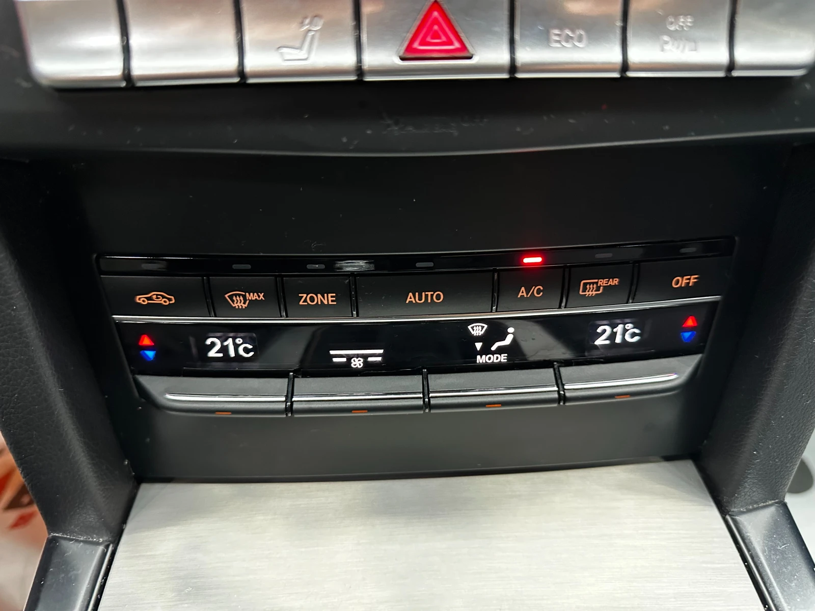 Mercedes-Benz E 220 2.2d 170 к.с., снимка 12 - Автомобили и джипове - 55951096