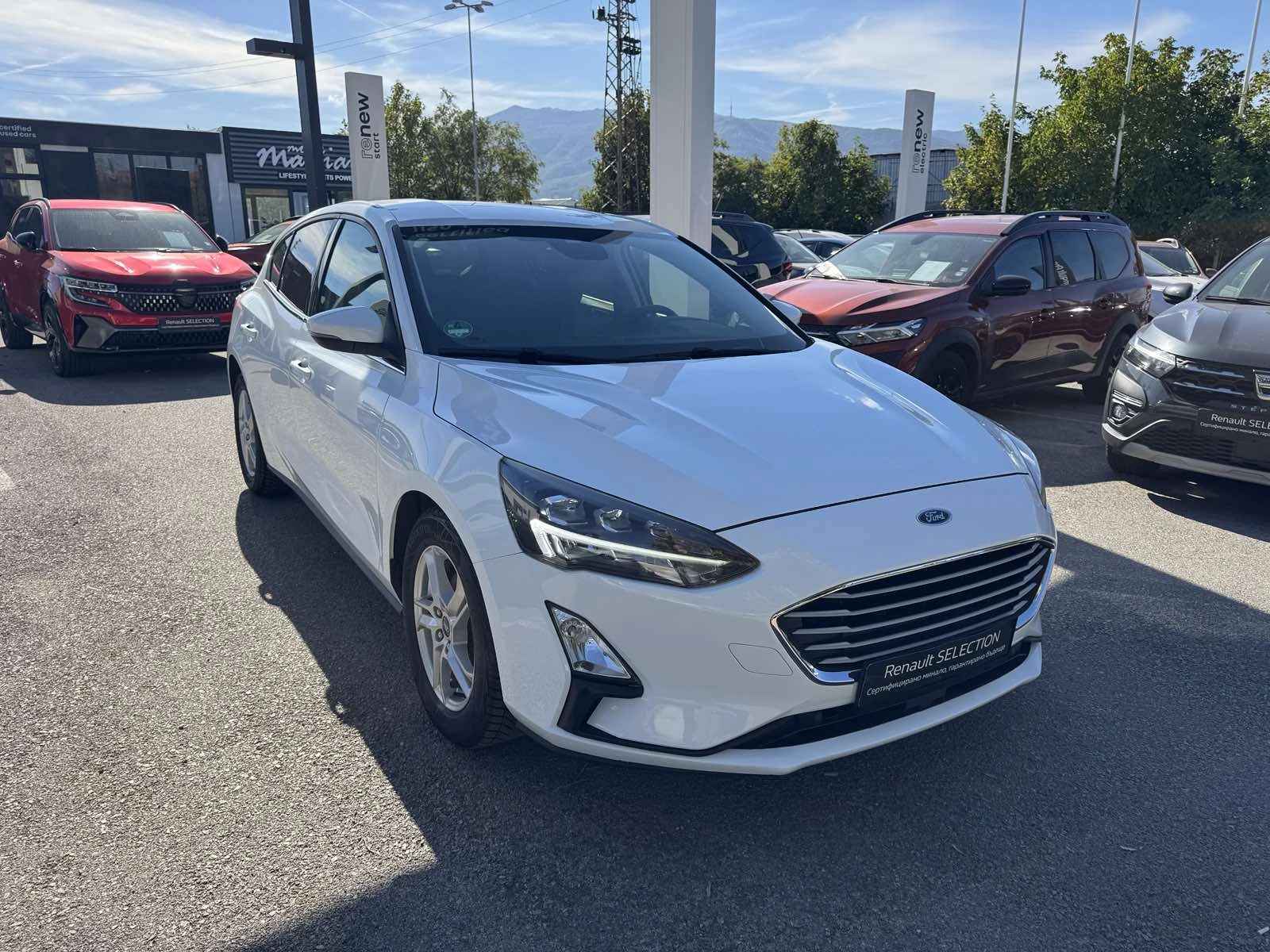 Ford Focus 1.5 TDCI, снимка 8 - Автомобили и джипове - 56326345