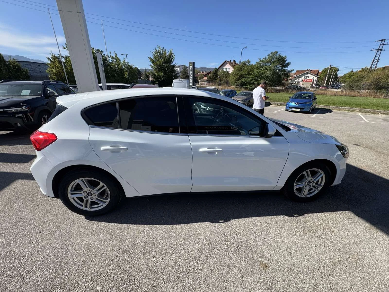 Ford Focus 1.5 TDCI, снимка 7 - Автомобили и джипове - 56326345