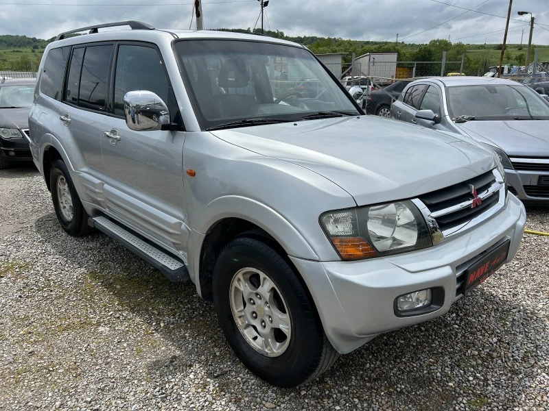 Mitsubishi Pajero, снимка 3 - Автомобили и джипове - 45960895