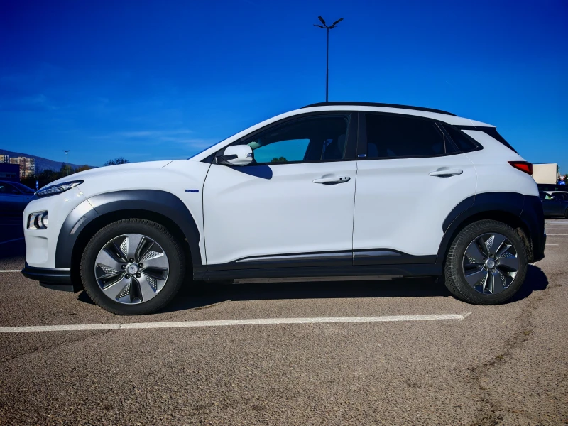 Hyundai Kona в Гаранция, Термопомпа, KRELL Premium Sound System, снимка 4 - Автомобили и джипове - 47632618