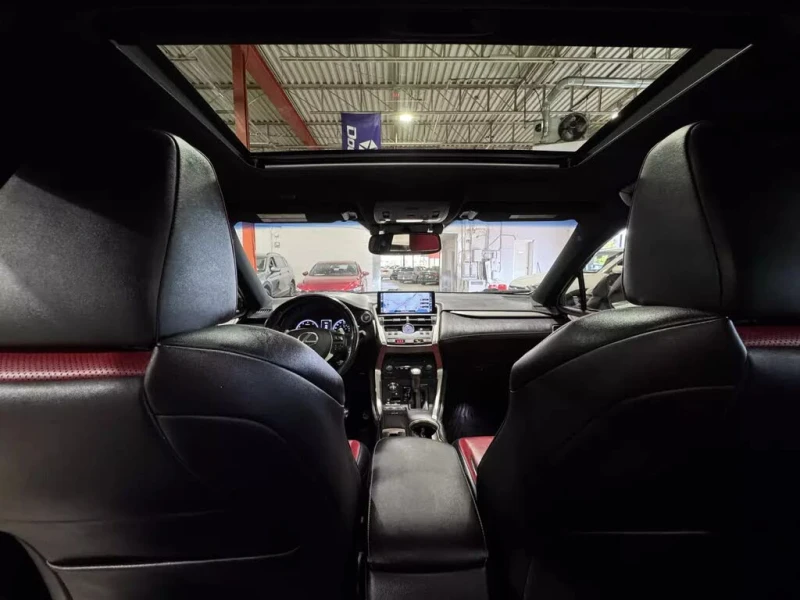 Lexus NX 300 ОБДУХВАНЕ* КАМЕРА* ПОДГРЕВ* ПАНОРАМА* ПЕРА, снимка 13 - Автомобили и джипове - 52407015