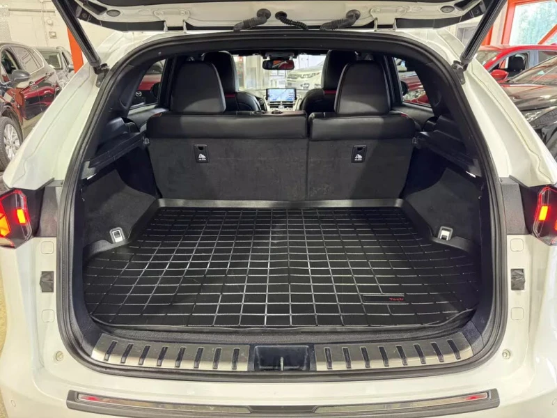 Lexus NX 300 ОБДУХВАНЕ* КАМЕРА* ПОДГРЕВ* ПАНОРАМА* ПЕРА, снимка 5 - Автомобили и джипове - 52407015