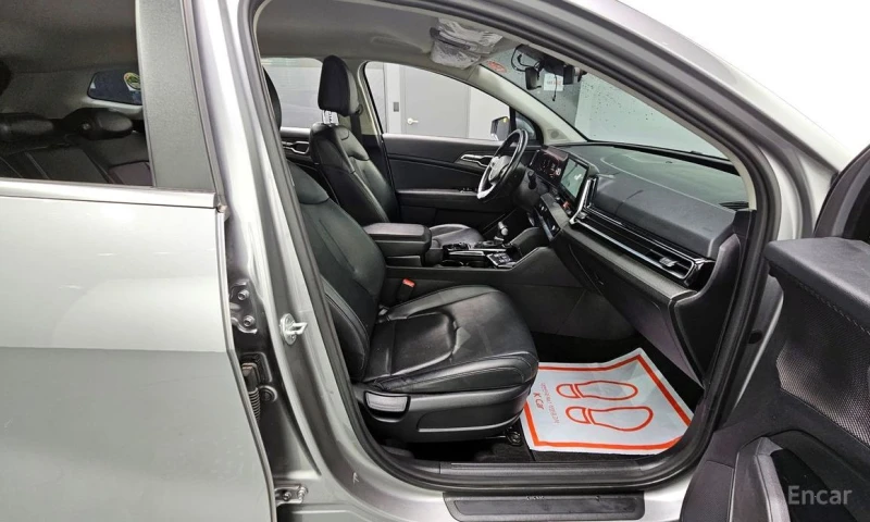 Kia Sportage, снимка 12 - Автомобили и джипове - 52801245