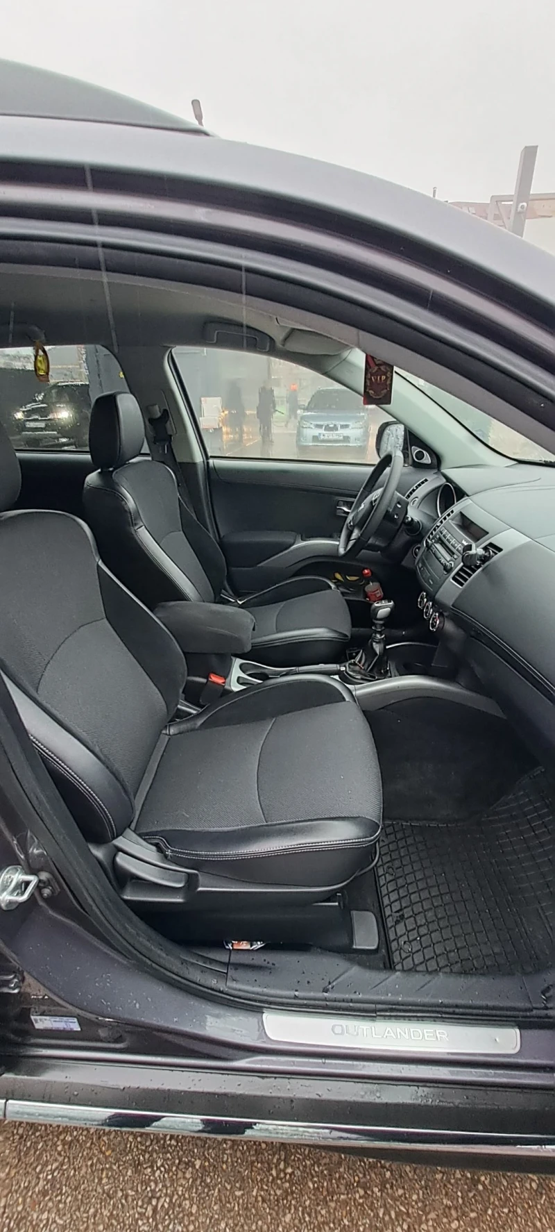 Mitsubishi Outlander 2.2 DiD 177 к.с., снимка 7 - Автомобили и джипове - 52921053