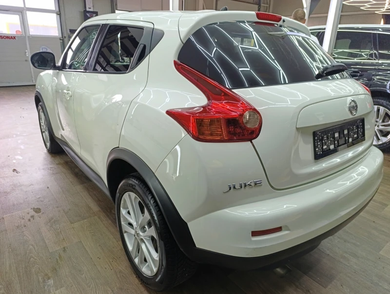 Nissan Juke 1.6 DIG-T tekna, снимка 11 - Автомобили и джипове - 53021600