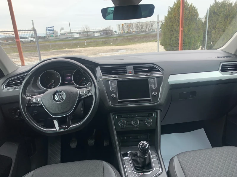 VW Tiguan 2.0TDI 4MOTION, снимка 8 - Автомобили и джипове - 53507043