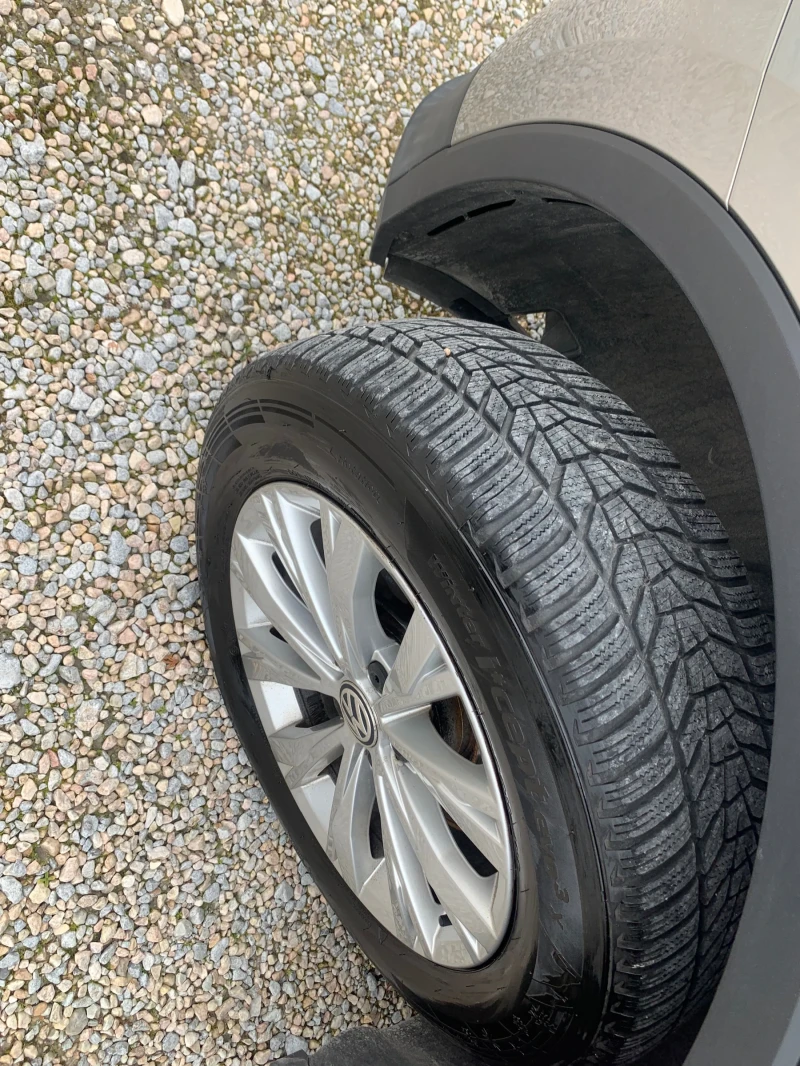 VW Tiguan 2.0TDI 4MOTION, снимка 16 - Автомобили и джипове - 53507043