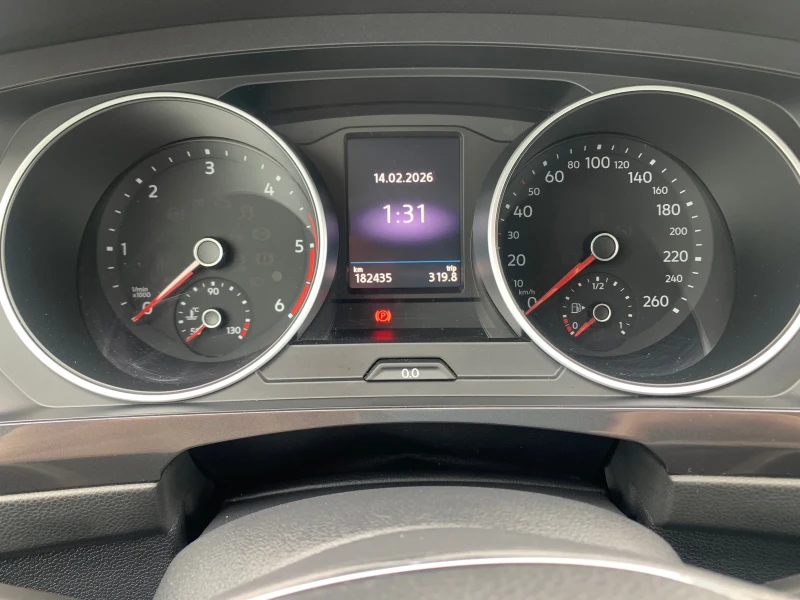 VW Tiguan 2.0TDI 4MOTION, снимка 9 - Автомобили и джипове - 53507043