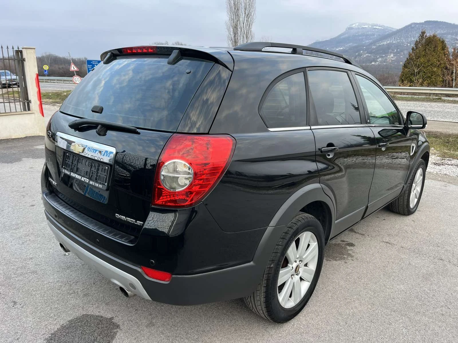 Chevrolet Captiva 2.0TDI 150кс 4Х4 КОЖА ПОДГРЕВ 7 МЕСТА ВНОС ИТАЛИЯ - изображение 4