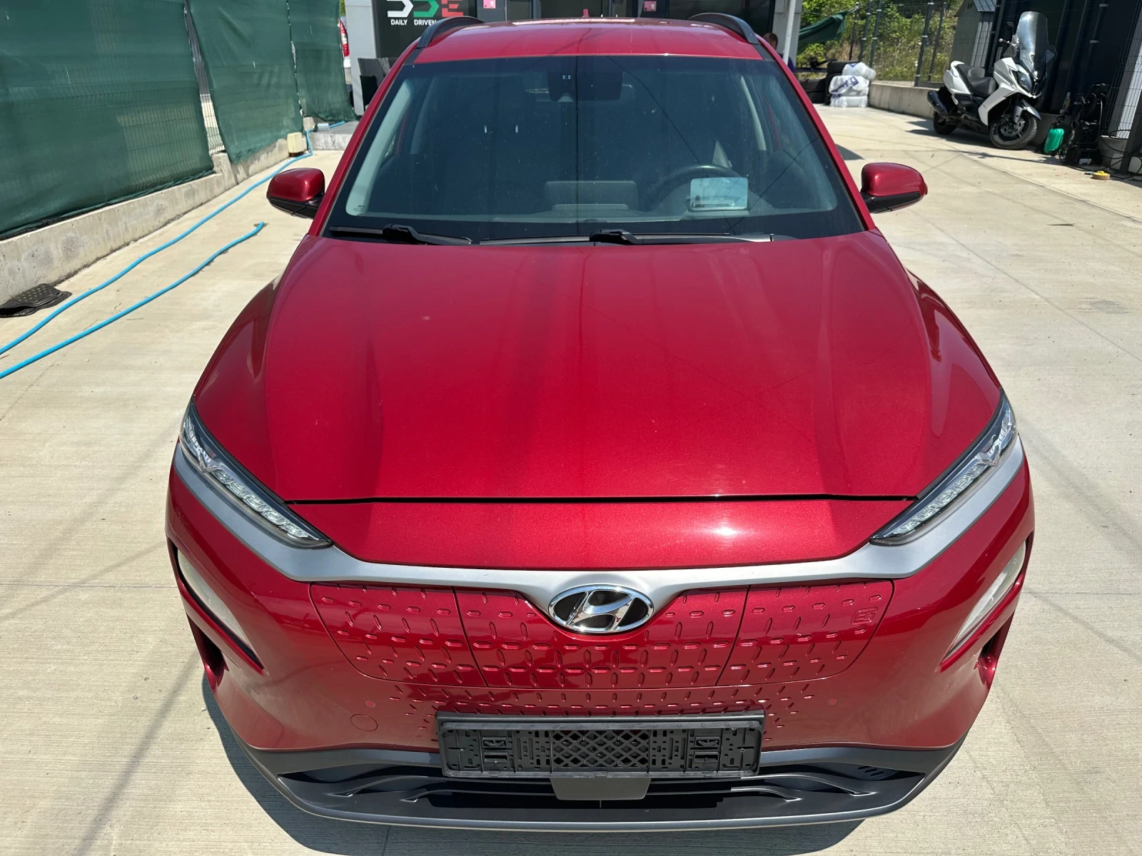 Hyundai Kona PREMIUM 64KWh/BLUELINK/HEADUP/DISSTR/KRELL - изображение 2