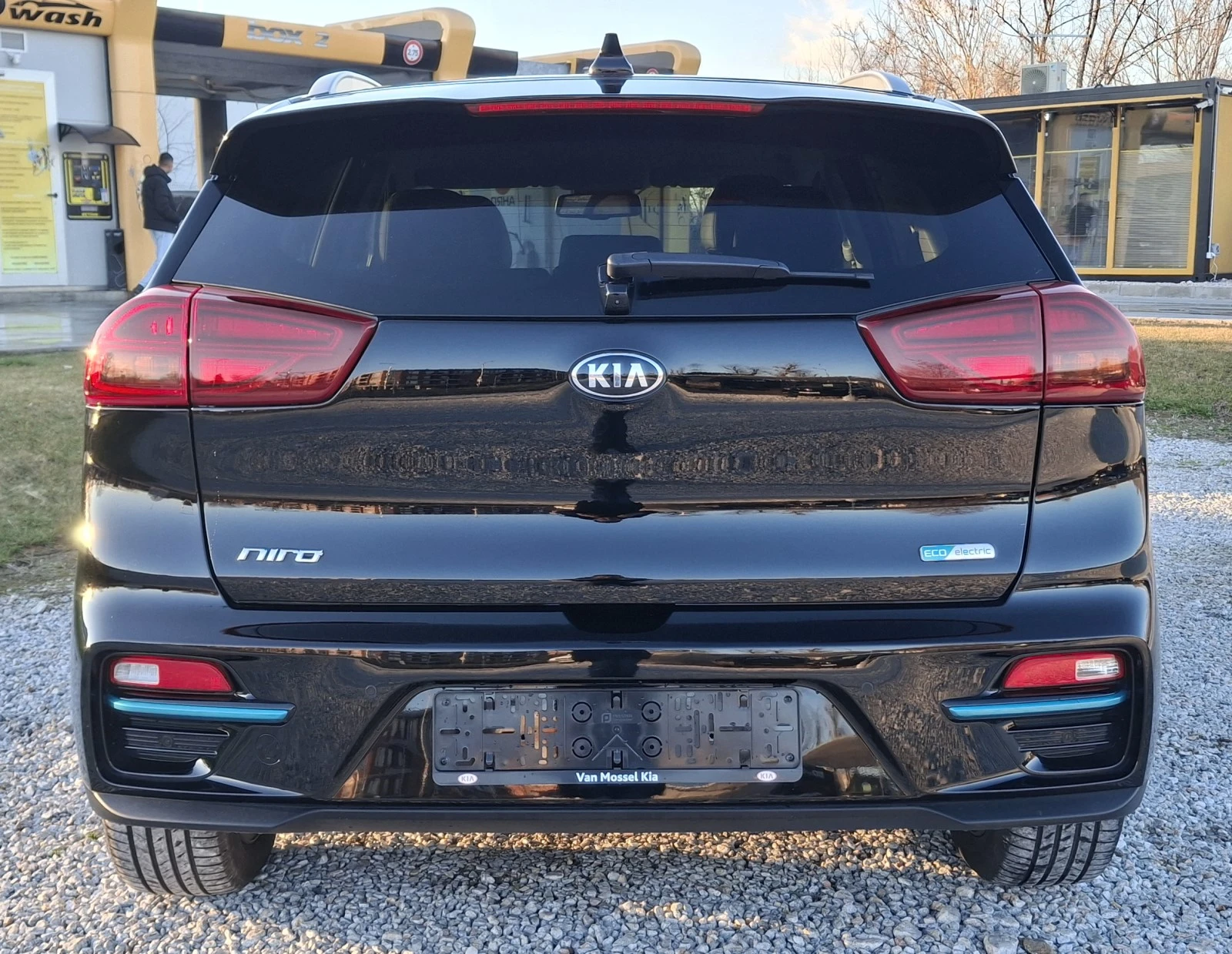 Kia Niro EV 64kWh ExecutiveLine full electric 204PS - изображение 6