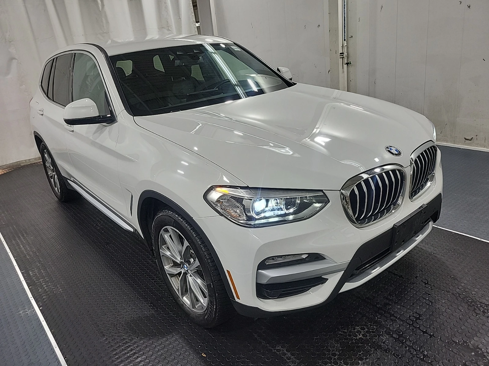 BMW X3 2.0 XDRIVE30I - изображение 5