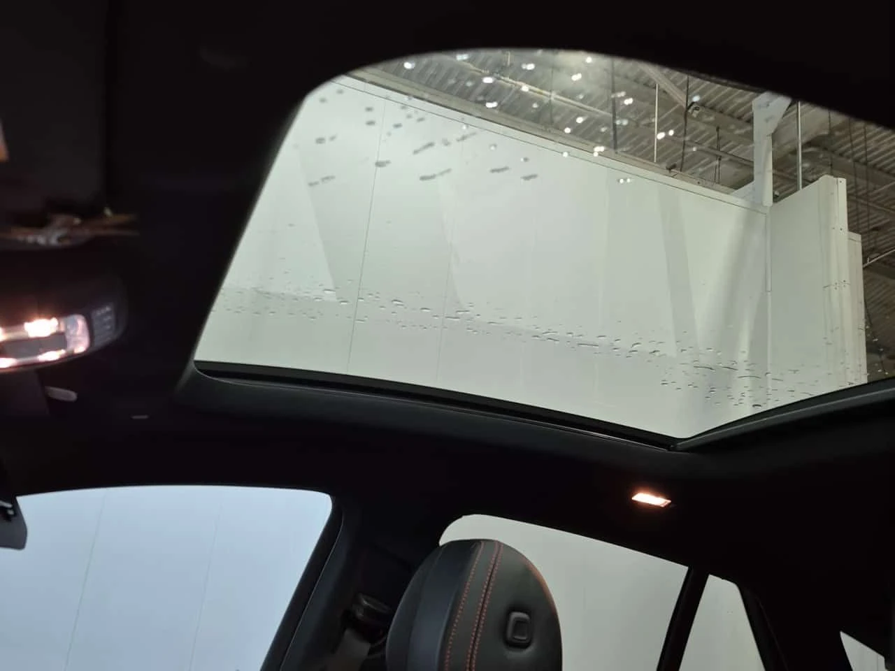 Mercedes-Benz GLE 53 4MATIC  AMG COUPE | HEAD UP | ОБДУХВАНЕ | ДВА КЛЮЧА, снимка 14 - Автомобили и джипове - 53894531