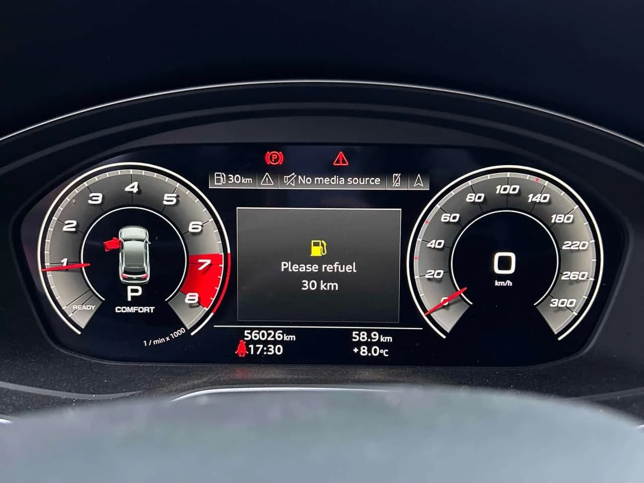 Audi Q5 | Progressiv | DISTRONIC | ПАНОРАМА | ПОДГРЕВ | , снимка 8 - Автомобили и джипове - 54360410