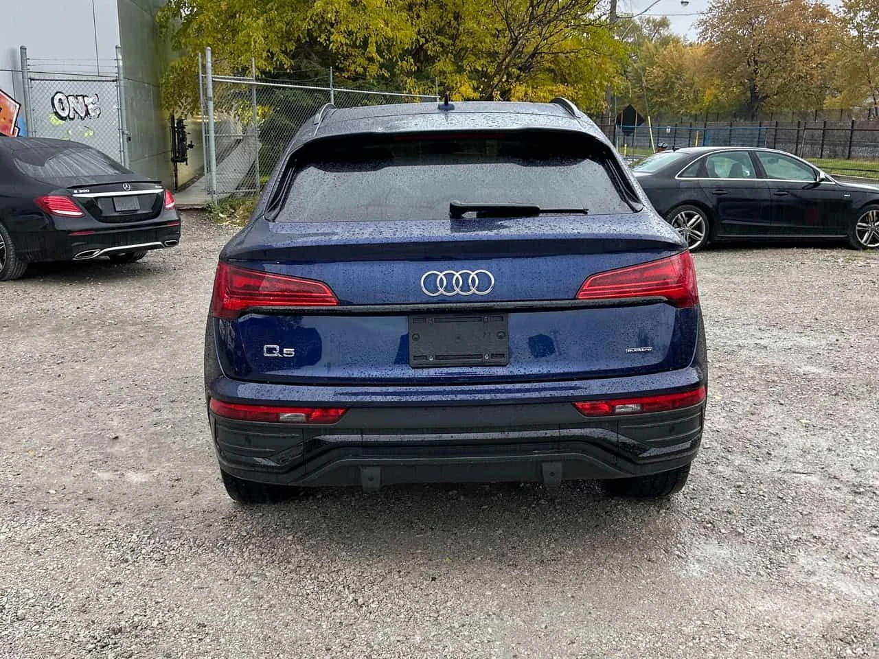 Audi Q5 | Progressiv | DISTRONIC | ПАНОРАМА | ПОДГРЕВ | , снимка 4 - Автомобили и джипове - 54360410