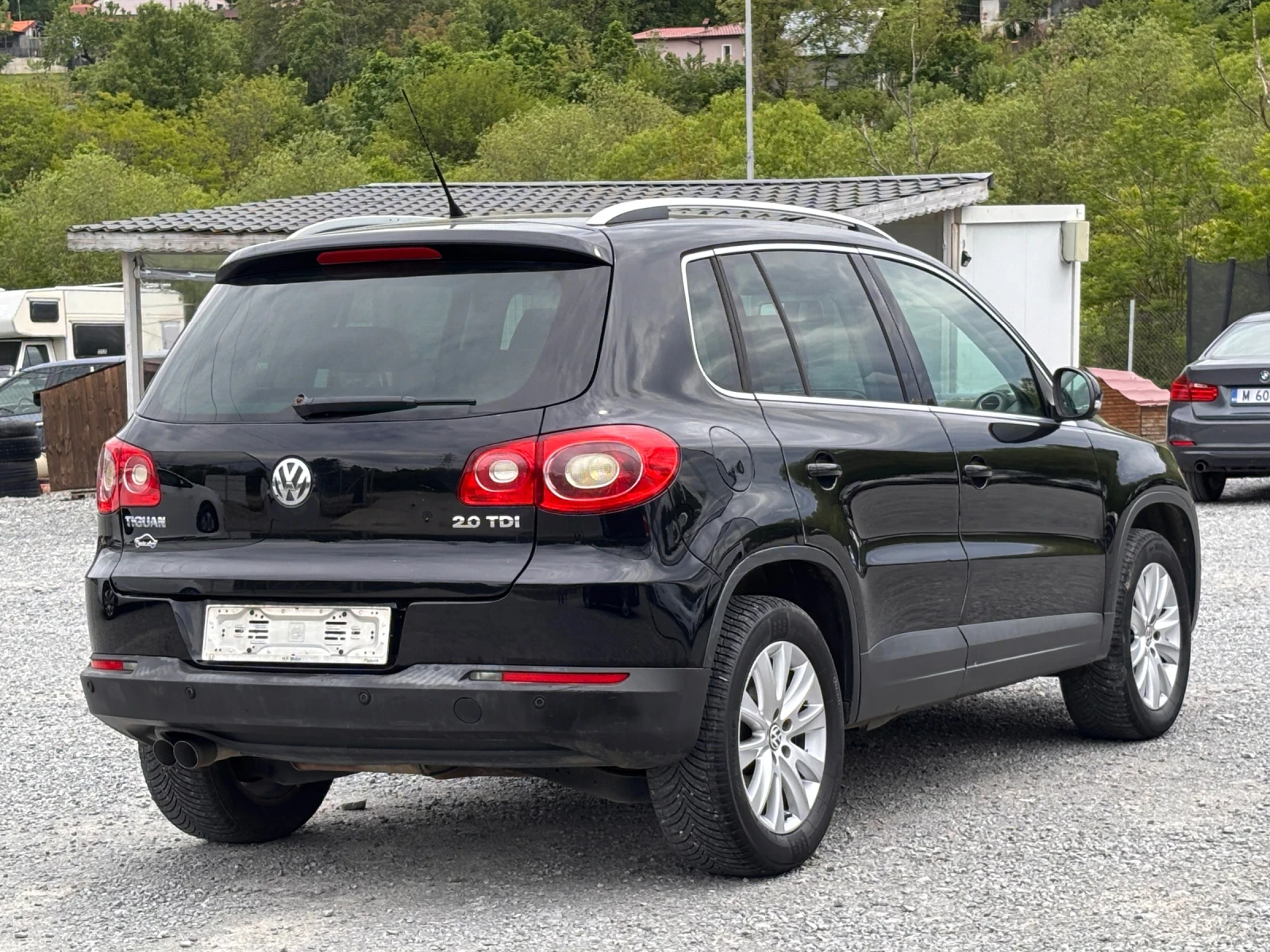 VW Tiguan 2.0TDI 4Motion, снимка 6 - Автомобили и джипове - 54459244