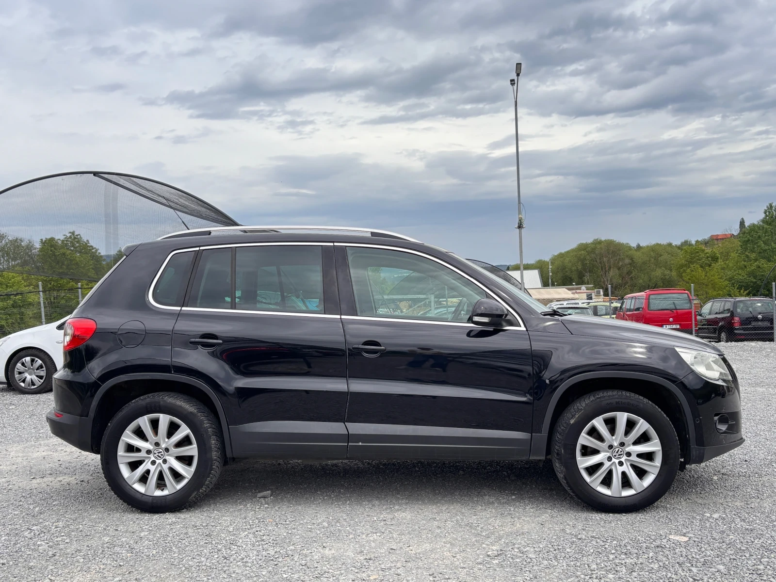 VW Tiguan 2.0TDI 4Motion, снимка 7 - Автомобили и джипове - 54459244