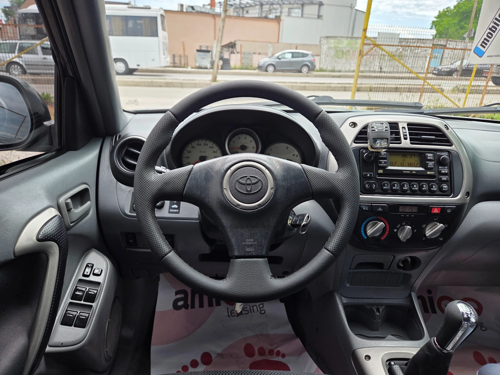 Toyota Rav4 2.0D4D 116k.c., снимка 7 - Автомобили и джипове - 54660057