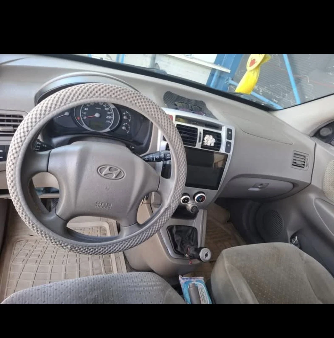 Hyundai Tucson, снимка 5 - Автомобили и джипове - 55001605