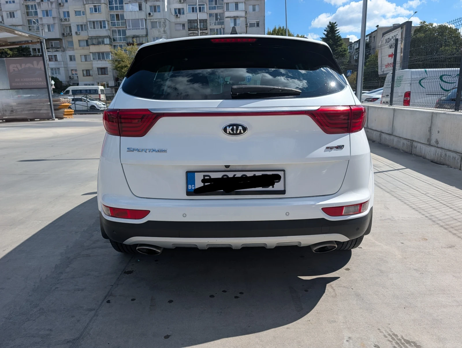 Kia Sportage Gt line, 2.0 crdi AWD, снимка 4 - Автомобили и джипове - 56069952
