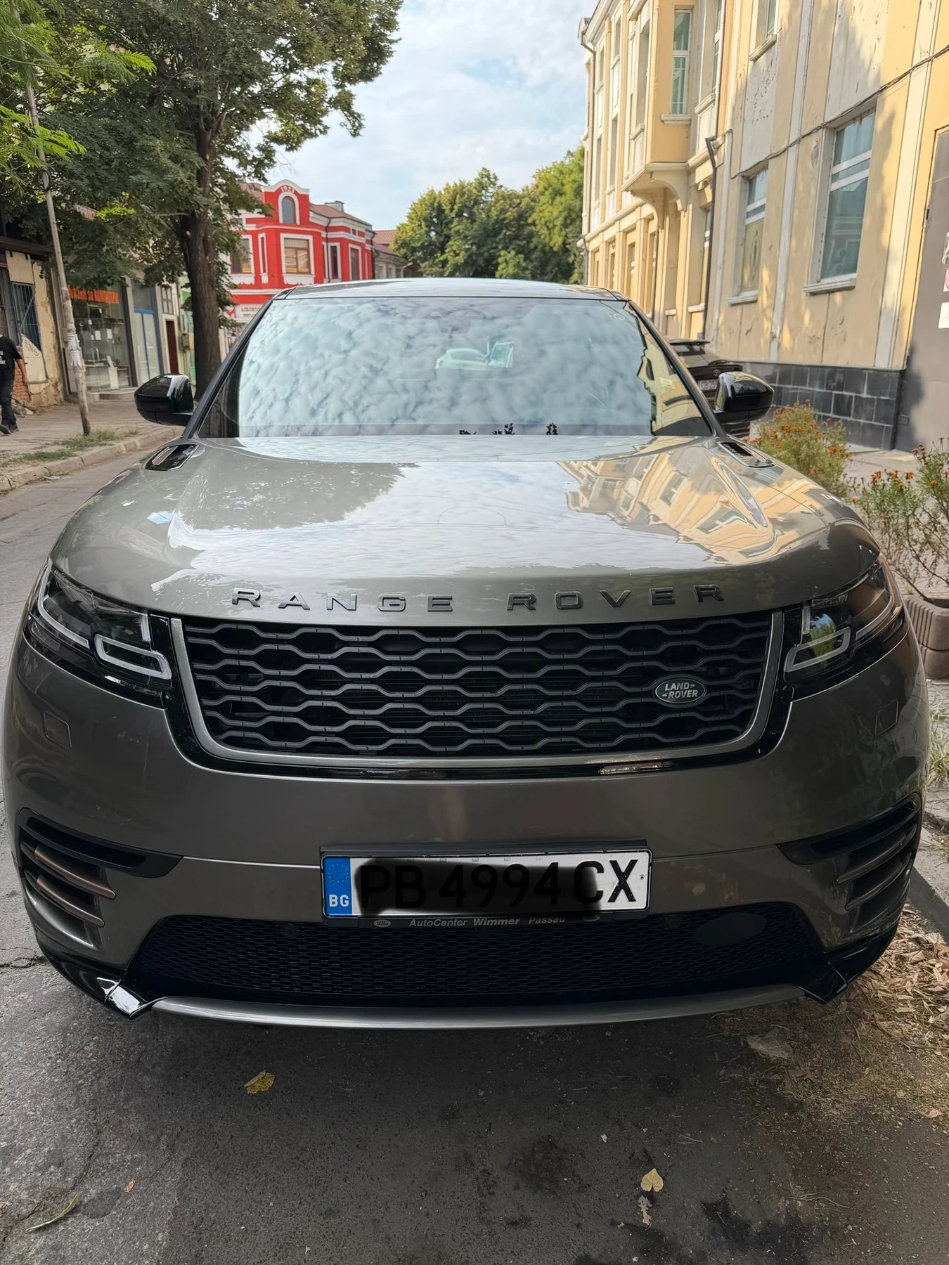 Land Rover Range Rover Velar, снимка 2 - Автомобили и джипове - 56570986