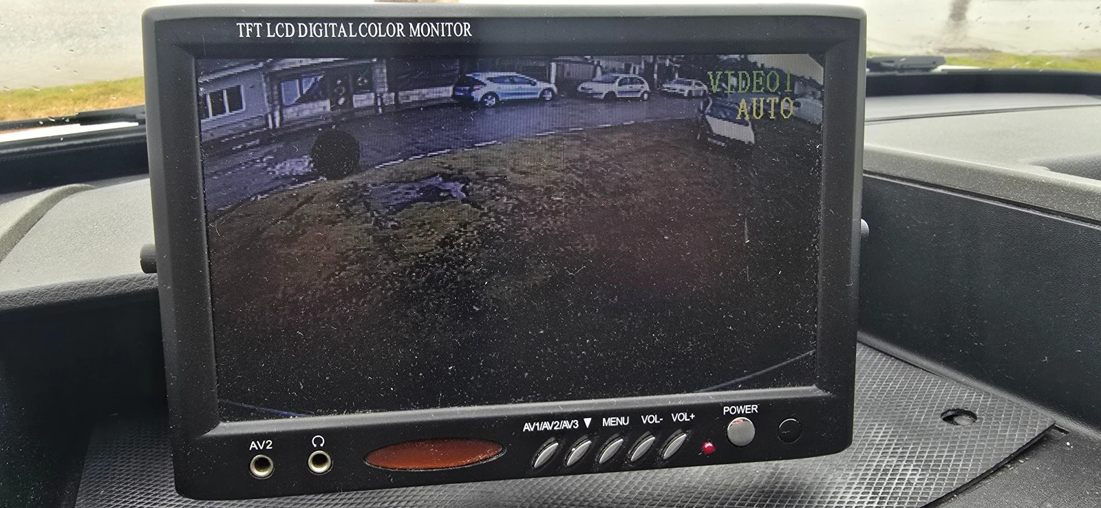 VW Crafter 2.5тди клима борд, снимка 14 - Бусове и автобуси - 53994456