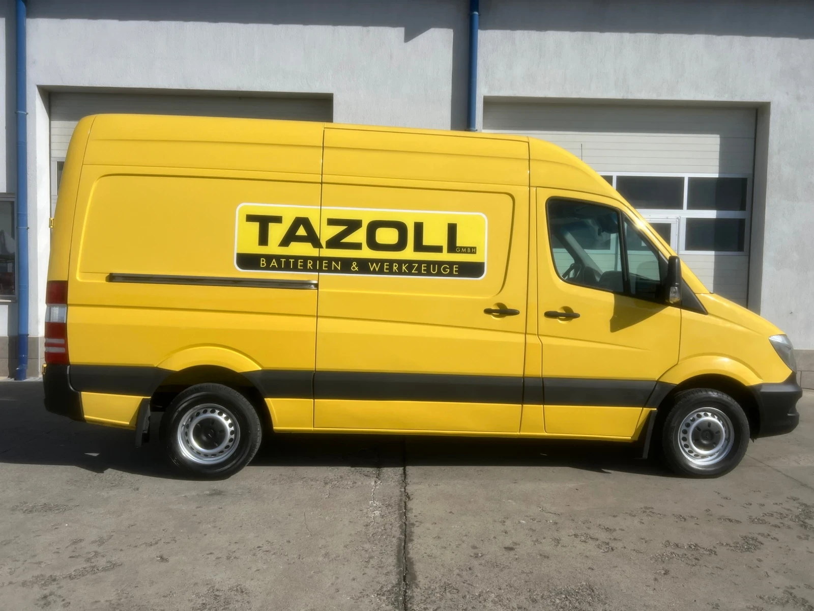Mercedes-Benz Sprinter Facelift / Средна база / Климатроник, снимка 4 - Бусове и автобуси - 56126600