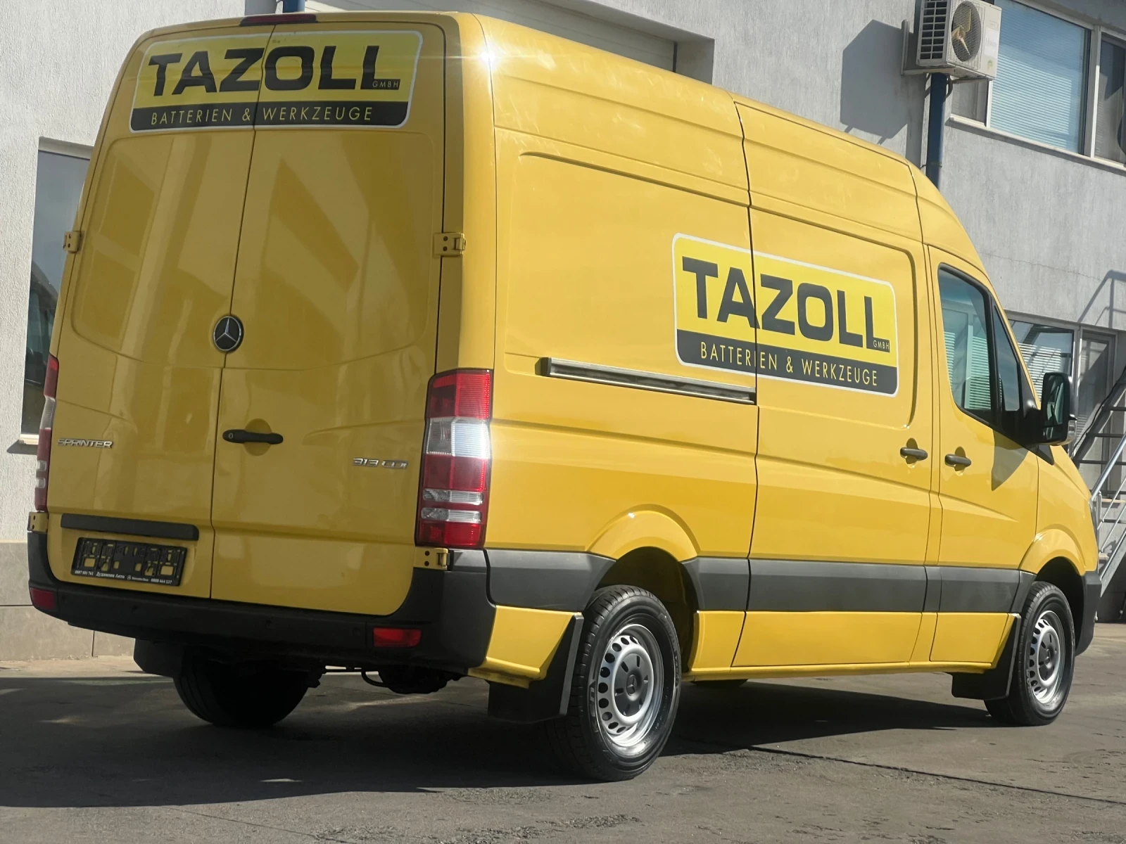Mercedes-Benz Sprinter Facelift / Средна база / Климатроник, снимка 5 - Бусове и автобуси - 56126600