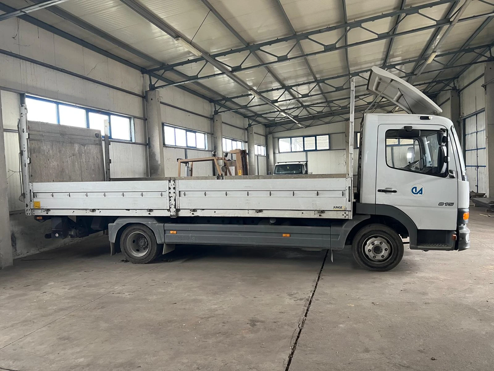 Mercedes-Benz Atego 815 4, 2D ПАДАЩ БОРД - изображение 3