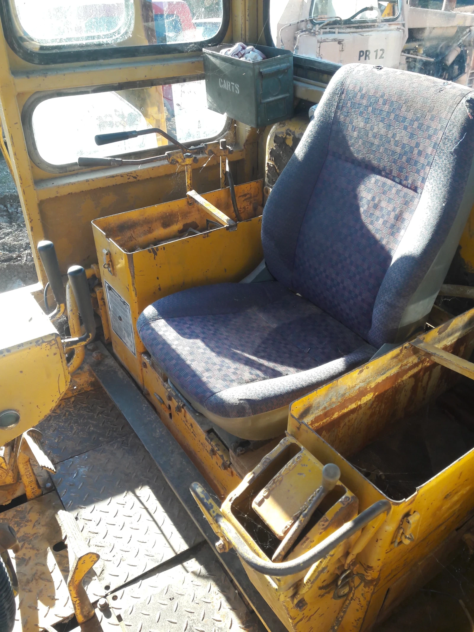 Булдозер Cat D5 - изображение 4