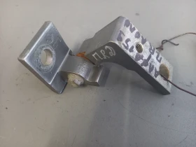 Панта врата предна дясна долна Алфа Ромео 159 (м)