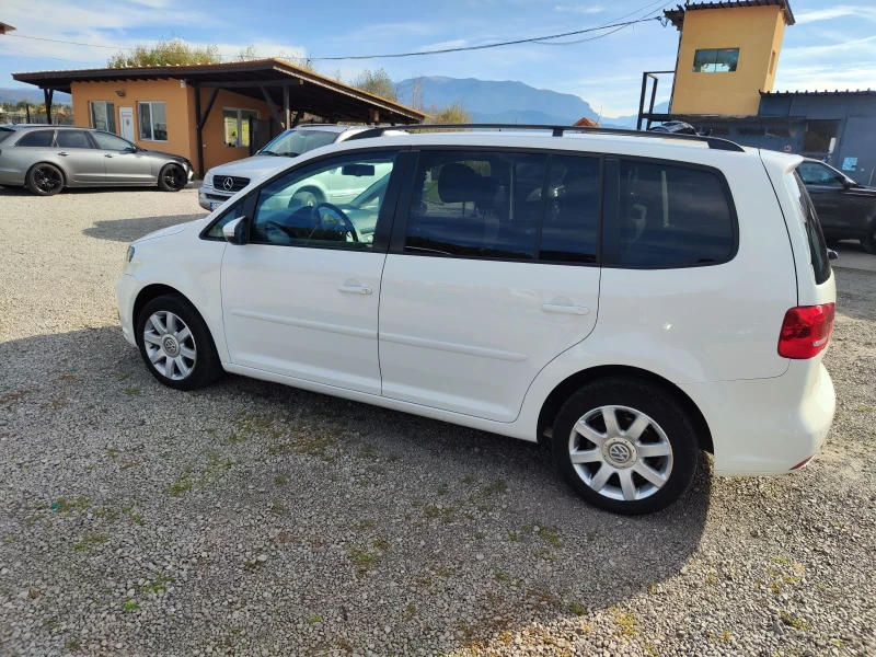 VW Touran 1.6TDI AUTOMATIC , снимка 7 - Автомобили и джипове - 47621102