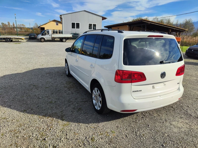 VW Touran 1.6TDI AUTOMATIC , снимка 6 - Автомобили и джипове - 47621102