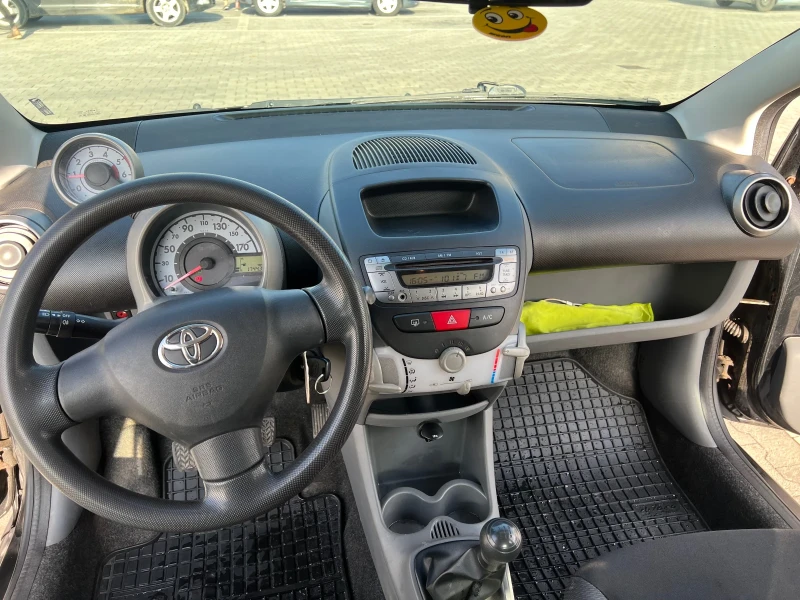 Toyota Aygo 1.4HDI, снимка 9 - Автомобили и джипове - 48023268