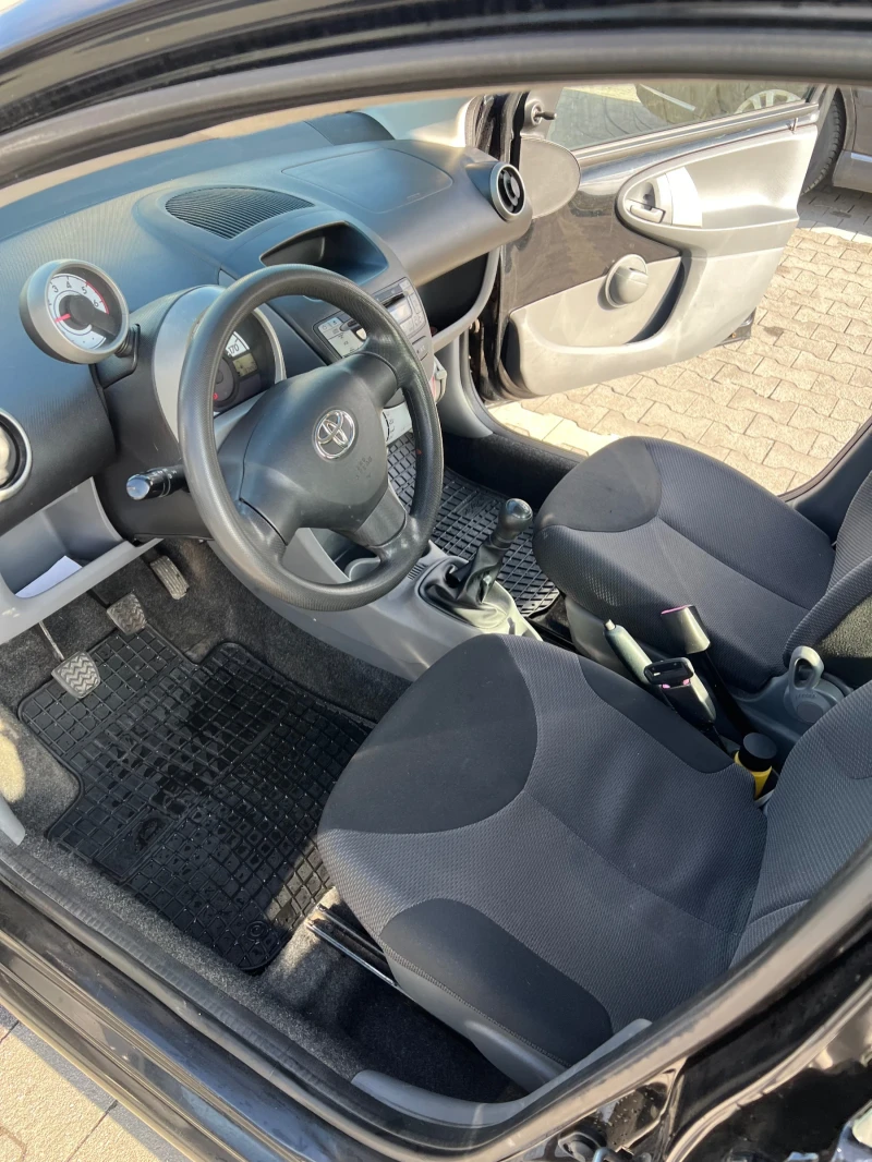 Toyota Aygo 1.4HDI, снимка 7 - Автомобили и джипове - 48023268