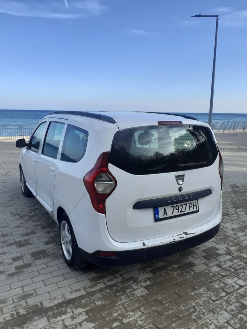 Dacia Lodgy 1.6i ГАЗ, снимка 5 - Автомобили и джипове - 48644024