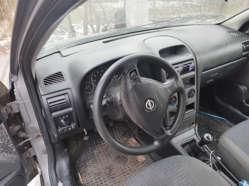 Opel Astra, снимка 5 - Автомобили и джипове - 48771335