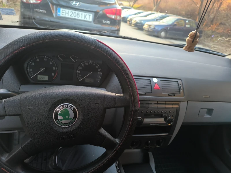 Skoda Fabia, снимка 5 - Автомобили и джипове - 49069924