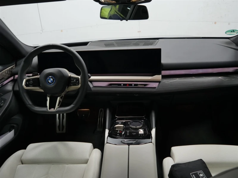 BMW i5 xDrive40, снимка 7 - Автомобили и джипове - 49130010