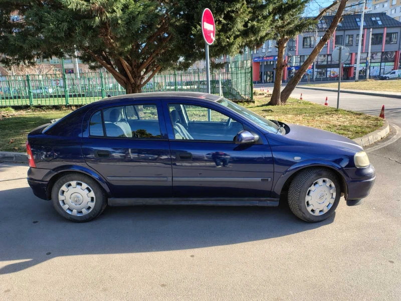 Opel Astra, снимка 6 - Автомобили и джипове - 49419311