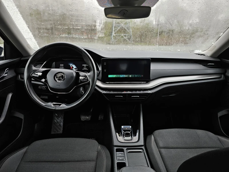 Skoda Octavia 2.0 TDI 150к.с.  2020г   АВТОМАТИК, снимка 16 - Автомобили и джипове - 52505438