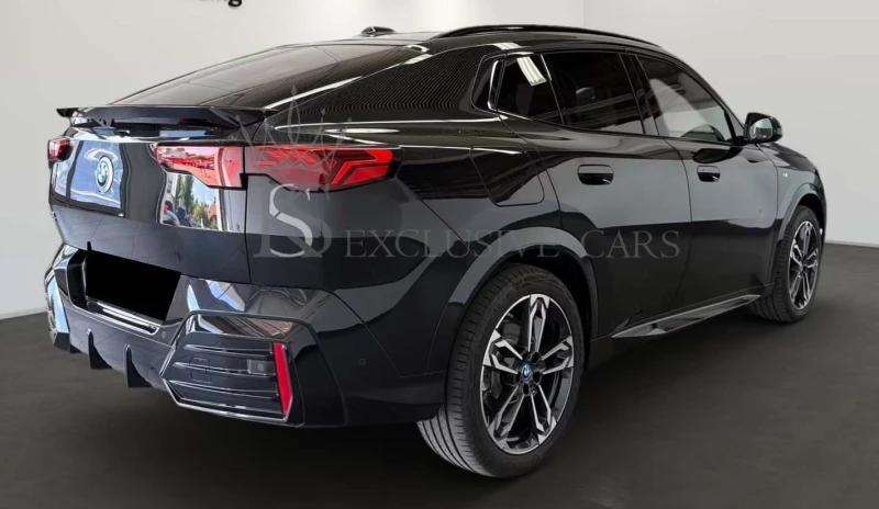 BMW iX2 XDRIVE 30 * M-SPORT* 360* HUD* , снимка 4 - Автомобили и джипове - 51352846