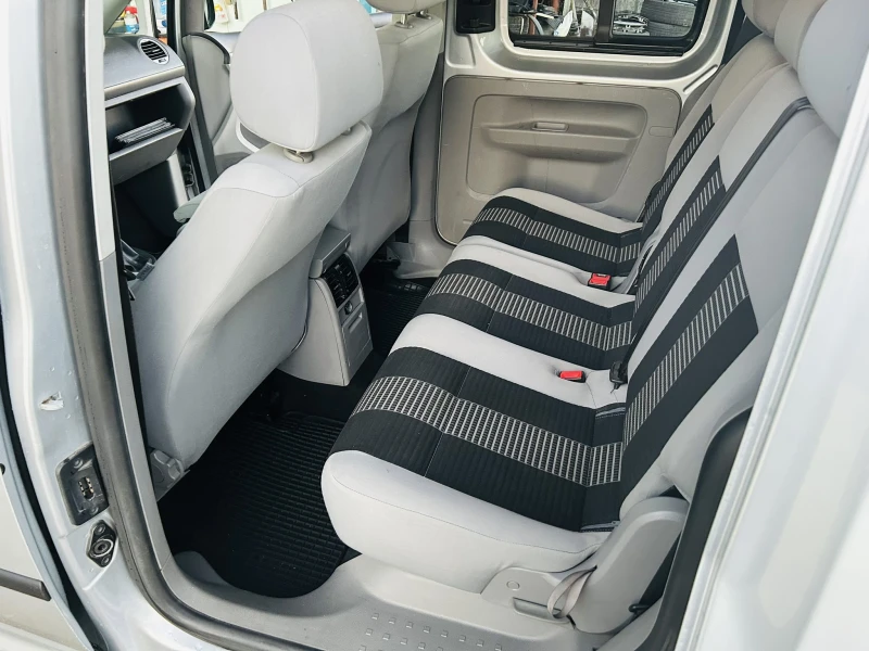 VW Caddy 2.0TDI* STYLE* 6+ 1* TOP* UNIKAT, снимка 10 - Автомобили и джипове - 52229899