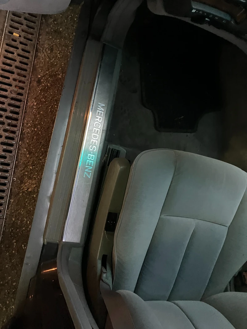 Mercedes-Benz S 420 V8 280 кс., снимка 11 - Автомобили и джипове - 52651656